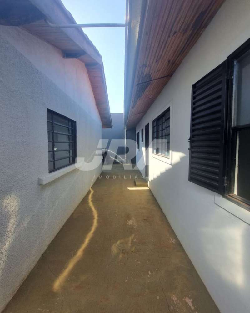 Casa à Venda no bairro Bertolini em Pederneiras imagem 17