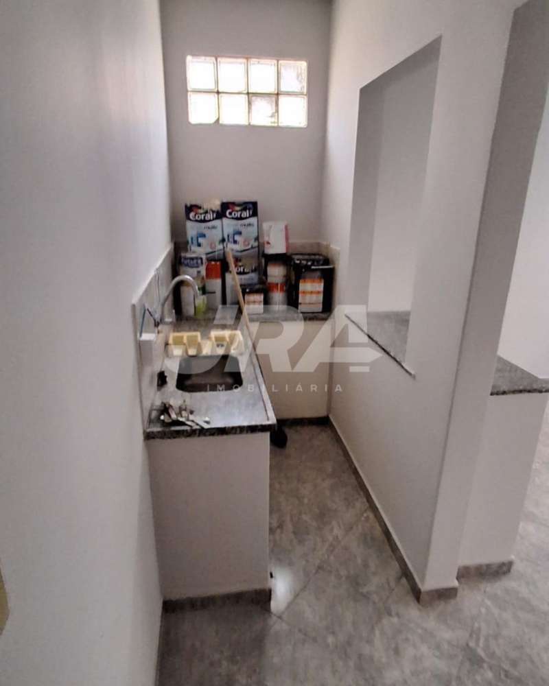 Ponto Comercial à Aluguel no bairro Centro em Pederneiras imagem 2